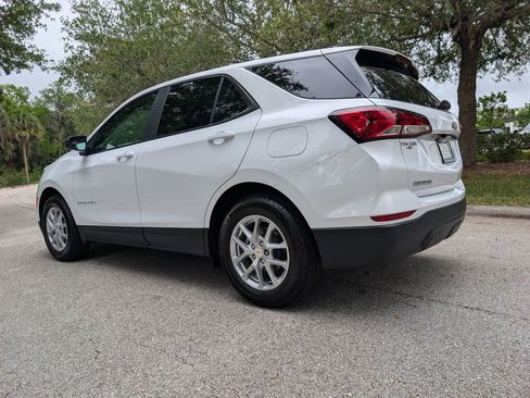 Used 2024 Chevrolet Equinox LS w/ LS Convenience Package FWD image 6