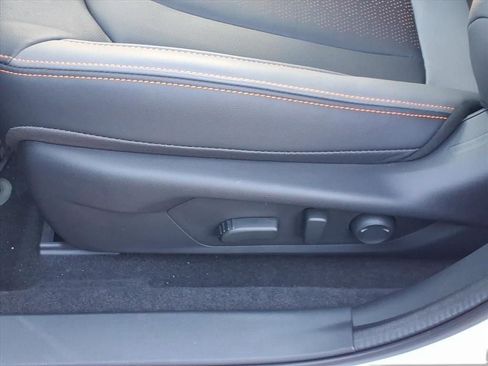 New 2025 Subaru Crosstrek 2.5i Limited w/ Crosstrek Mirror Package image 15