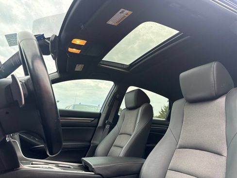 Used 2020 Honda Accord Sport image 17