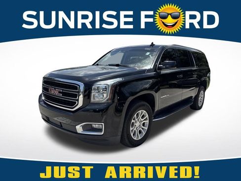 Used 2020 GMC Yukon XL SLT RWD image 1