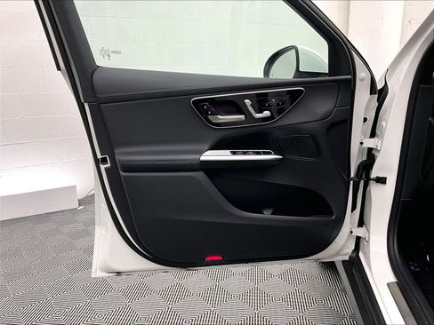 Certified 2025 Mercedes-Benz GLC 300 image 24