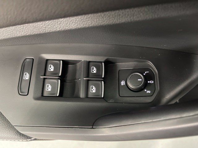 Used 2026 Volkswagen Jetta Sport FWD image 27