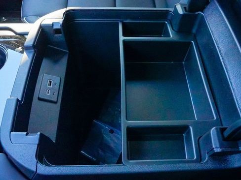 New 2026 GMC Yukon XL Elevation image 21