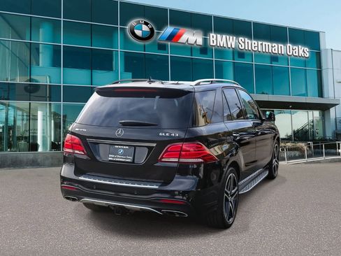 Used 2018 Mercedes-Benz GLE 43 AMG 4MATIC image 4