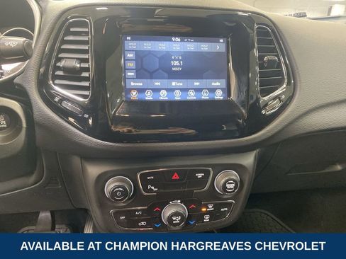 Used 2018 Jeep Compass Altitude w/ Popular Equipment Group image 17