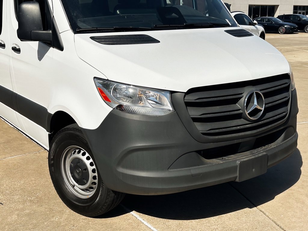 Used 2025 Mercedes-Benz Sprinter 2500 image 2
