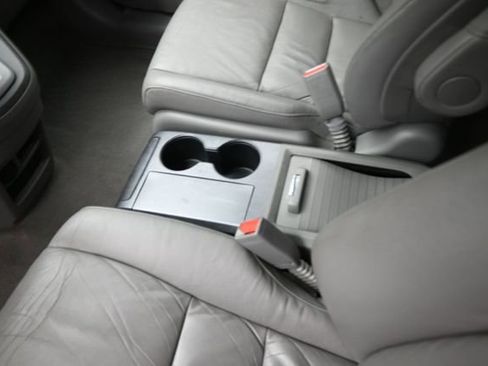 Used 2008 Honda CR-V EX-L image 28