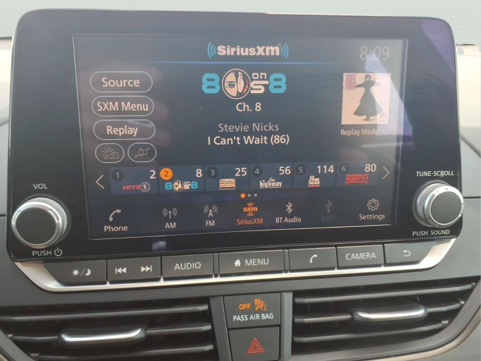Used 2024 Nissan Altima 2.5 SV FWD image 23