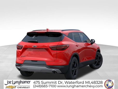 New 2026 Chevrolet Blazer LT w/ Convenience Package FWD image 4