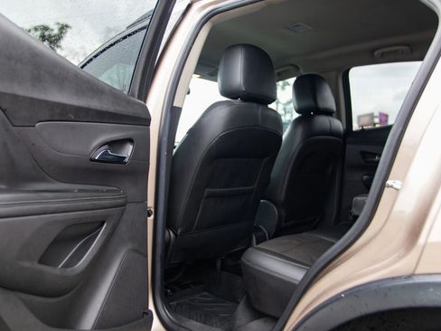 Used 2019 Buick Encore Preferred FWD image 22
