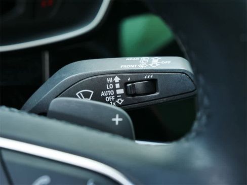 Used 2021 Audi Q3 2.0T Premium w/ Convenience Package image 19