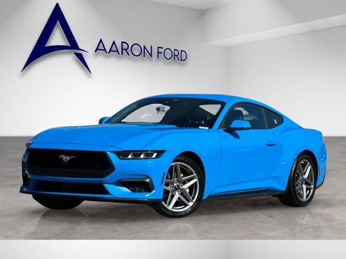 Used 2024 Ford Mustang Premium image 2