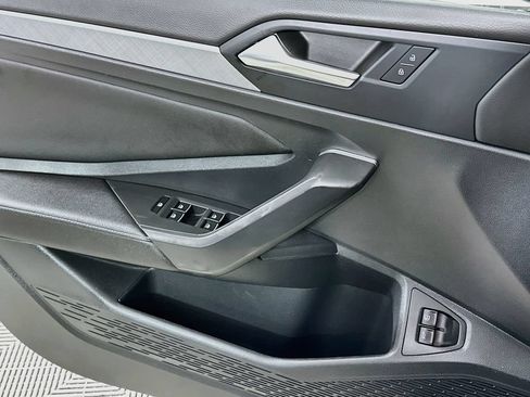 Used 2023 Volkswagen Jetta SE FWD image 22