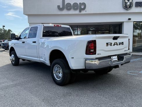 New 2026 RAM 3500 Tradesman w/ Chrome Appearance Group A AWD/4WD image 7