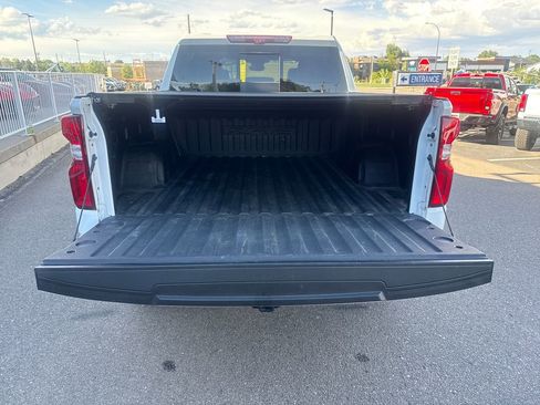 Used 2024 Chevrolet Silverado 1500 ZR2 w/ Technology Package AWD/4WD image 23