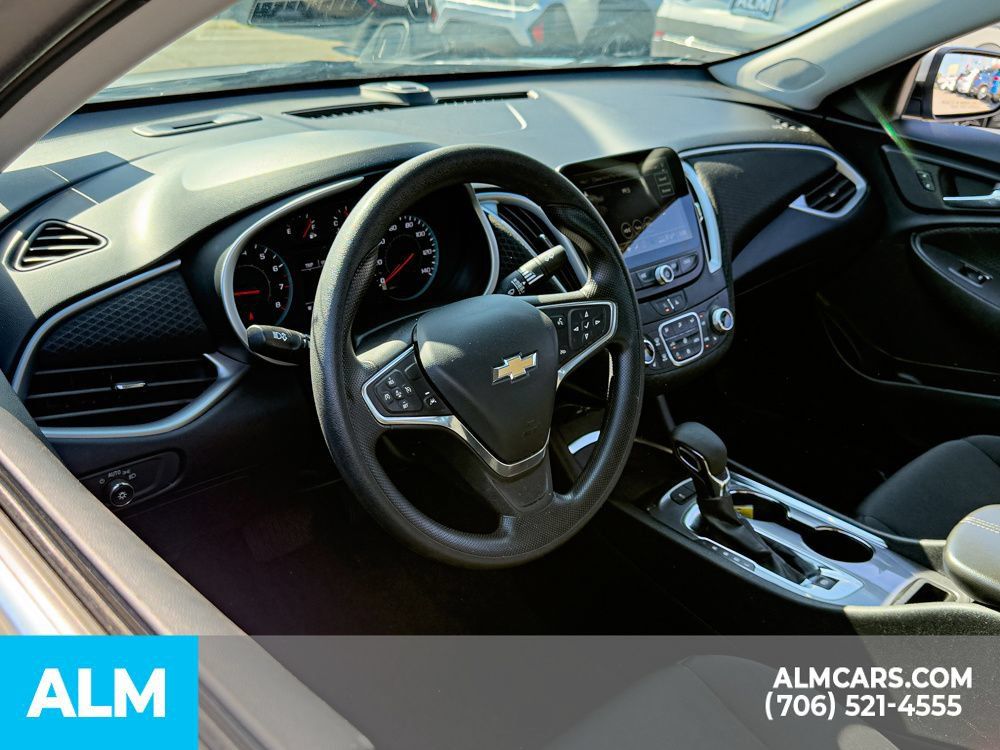 Used 2024 Chevrolet Malibu LT FWD image 12