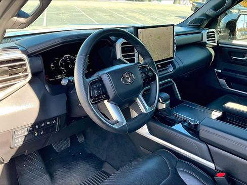 Used 2025 Toyota Tundra Platinum image 17
