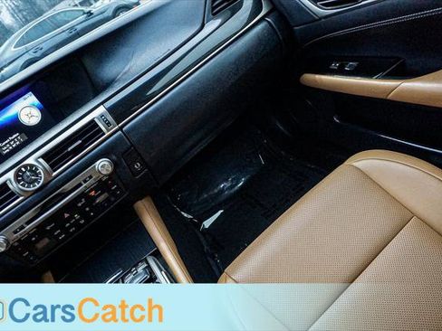 Used 2016 Lexus GS 200t w/ Preferred Accessory Package image 26