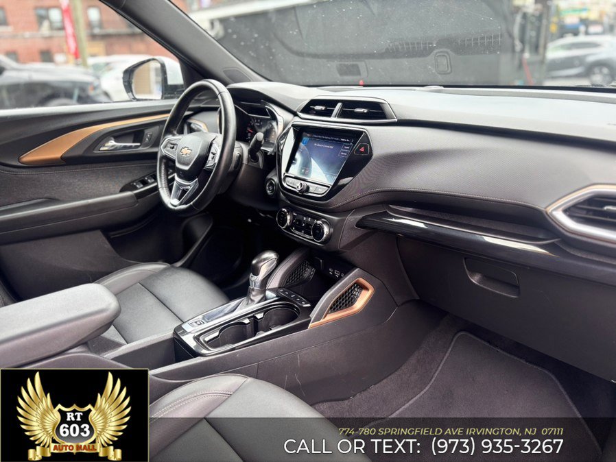 Used 2023 Chevrolet TrailBlazer ACTIV w/ Convenience Package FWD image 14