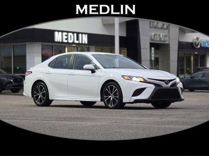 Used 2020 Toyota Camry SE