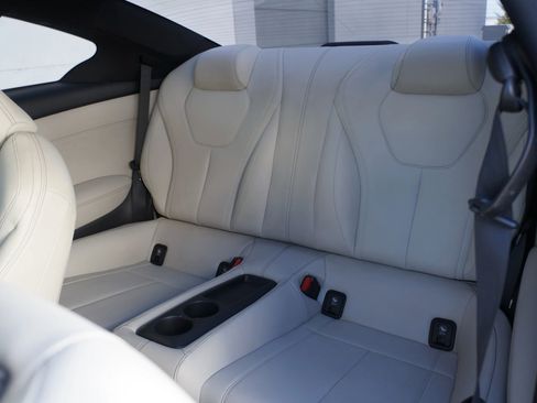 Used 2019 INFINITI Q60 3.0t Luxe w/ Essential Package image 31