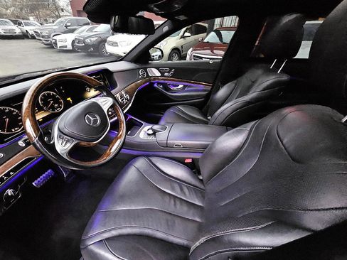 Used 2014 Mercedes-Benz S 550 Sedan image 28
