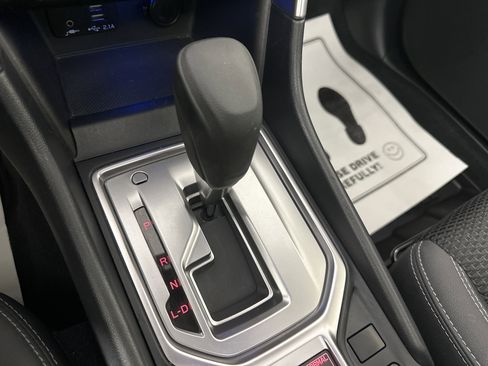 Used 2023 Subaru Forester Premium image 20