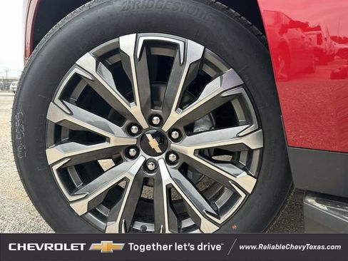 New 2026 Chevrolet Suburban High Country w/ Sun And Tow Package RWD image 9