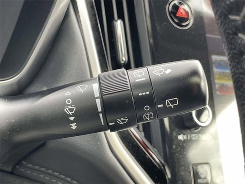 Used 2023 Subaru Outback Limited XT image 24