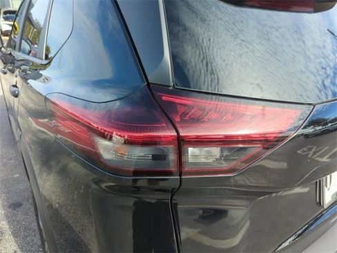 Certified 2021 Nissan Rogue S image 13