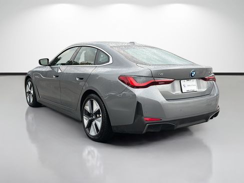 Used 2025 BMW i4 eDrive40 RWD image 5