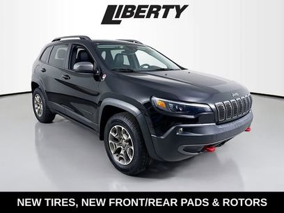 Used 2020 Jeep Cherokee Trailhawk w/ Technology Group