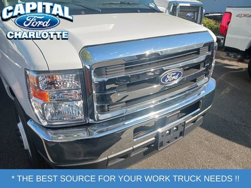 New 2027 Ford E-350 and Econoline 350 Super Duty w/ Power Equipment Group RWD image 3