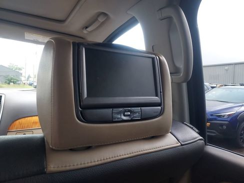 Used 2015 Nissan Armada Platinum w/ Platinum Reserve Package AWD/4WD image 13