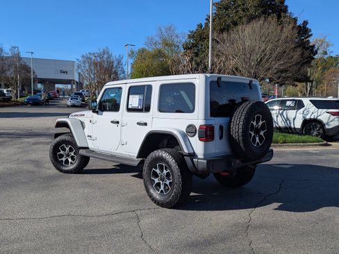 Used 2022 Jeep Wrangler Unlimited Rubicon w/ LED Lighting Group image 7