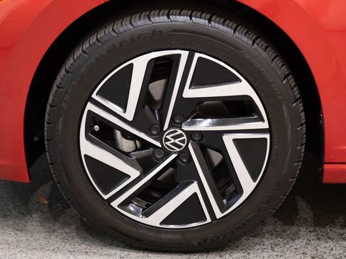 Certified 2024 Volkswagen Jetta SEL FWD image 7