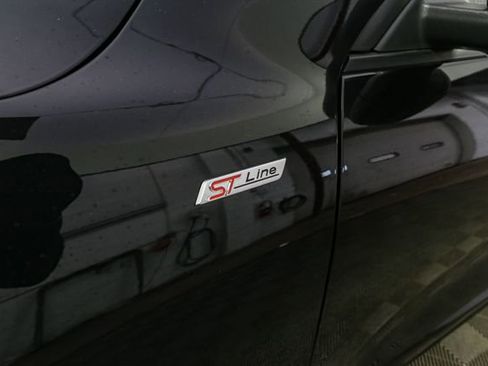 Used 2023 Ford Escape ST-Line w/ Tech Pack #1 image 7