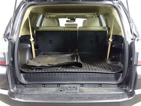 Used 2023 Toyota 4Runner SR5 Premium w/ Moonroof Package image 16