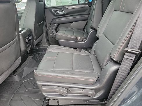 Used 2021 Chevrolet Tahoe RST w/ Luxury Package AWD/4WD image 11