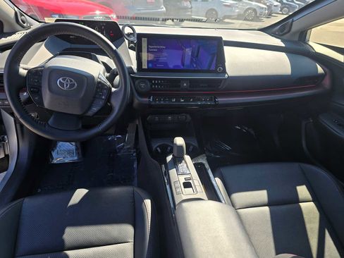 Used 2024 Toyota Prius Prime Premium image 22