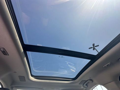 Used 2025 Lincoln Aviator Reserve w/ Equipment Group 201A image 8