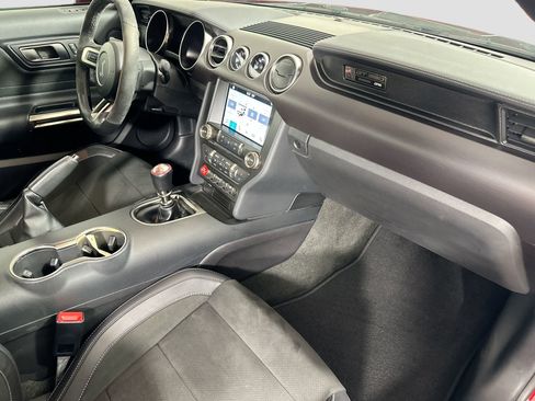Used 2018 Ford Mustang Shelby GT350 w/ Convenience Package image 28