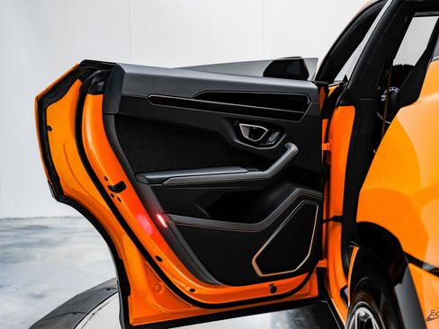 Used 2024 Lamborghini Urus S image 92