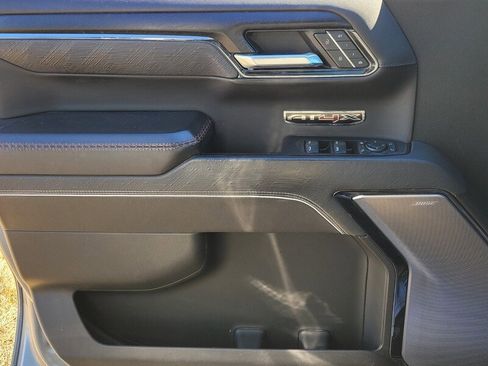 Used 2024 GMC Sierra 1500 AT4X image 30