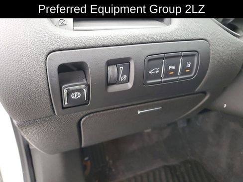 Used 2015 Chevrolet Impala LTZ image 10