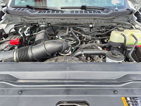 Used 2025 Ford F250 XL AWD/4WD image 21