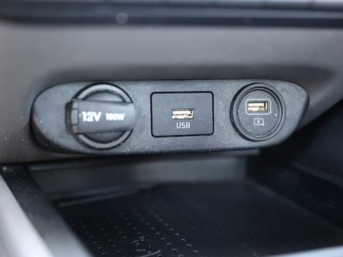 Used 2023 Hyundai Elantra SEL w/ Convenience Package FWD image 25