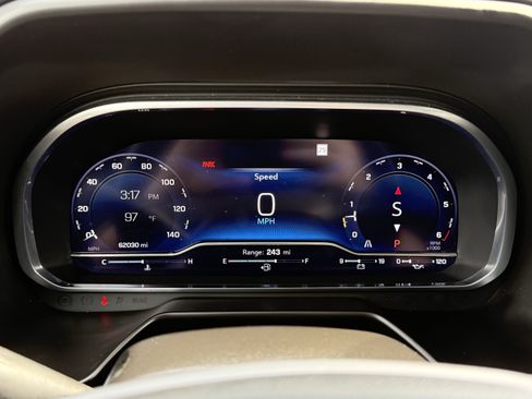 Used 2023 Chevrolet Tahoe Premier RWD image 13