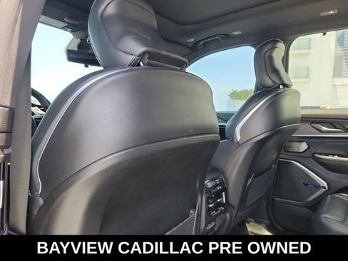 Used 2021 Jeep Grand Cherokee L Overland w/ Luxury Tech Group IV AWD/4WD image 19