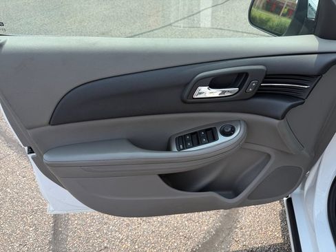 Used 2014 Chevrolet Malibu LS FWD image 23